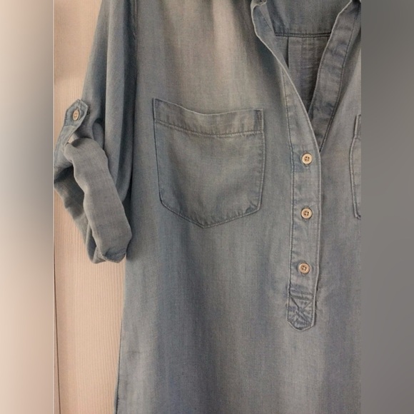 Cloth & Stone Chambray Shirt - Picture 3 of 6